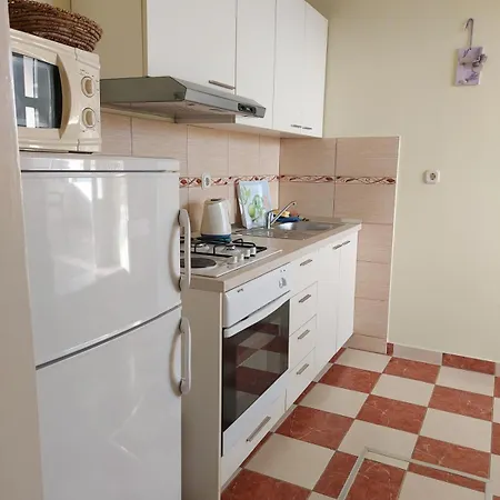 4199-2 For 3 People In Apartamento *