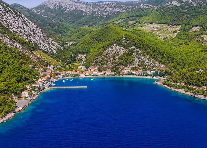 4199-2 For 3 People In Apartmán Trpanj